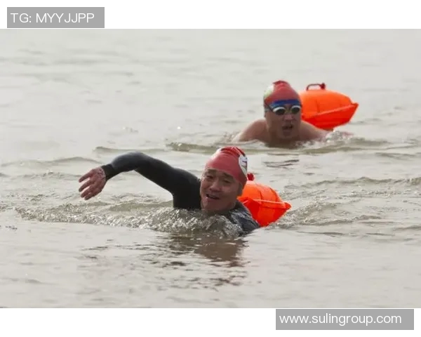 仰泳训练：突破心理障碍，挑战极限，掌握技巧，享受游泳的乐趣