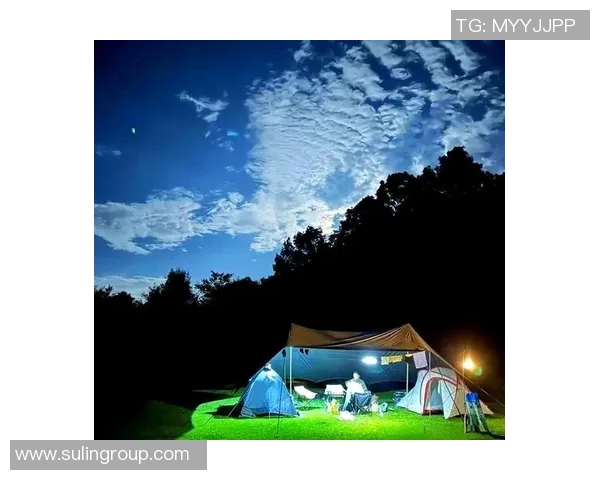 帐篷露营：在自然怀抱中享受自由与宁静的完美体验